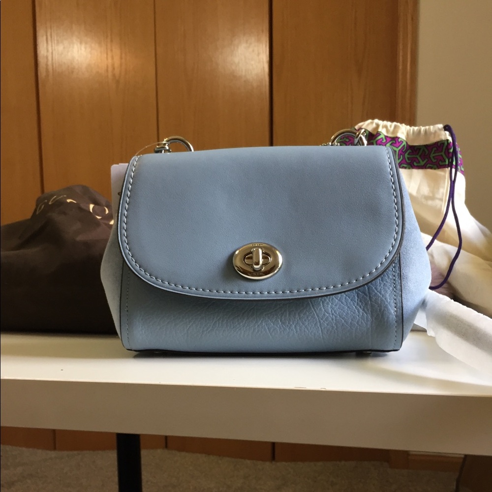 Coach baby blue crossbody